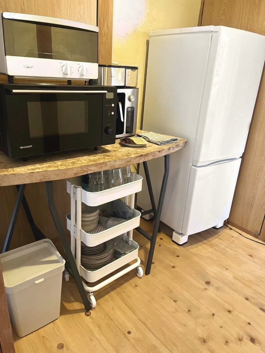 ゲスト専用の冷蔵庫と調理家電